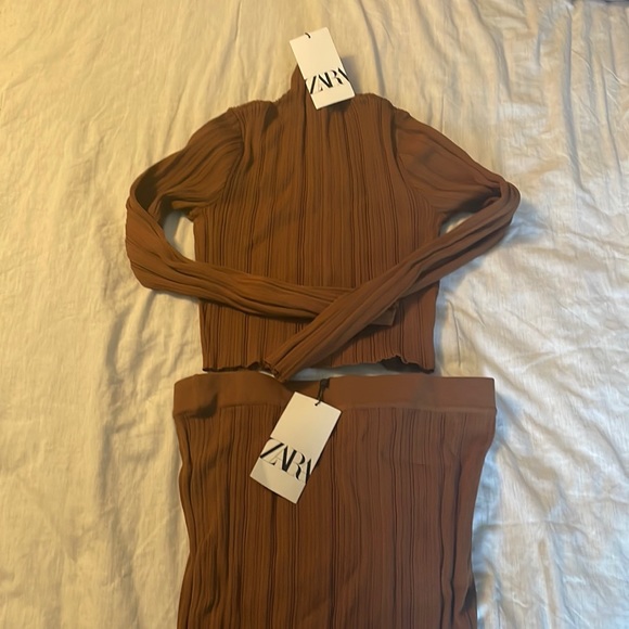 Zara Knit Ribbed Midi Bodycon Stretchy Skirt & Shirt (SET) - Picture 3 of 8